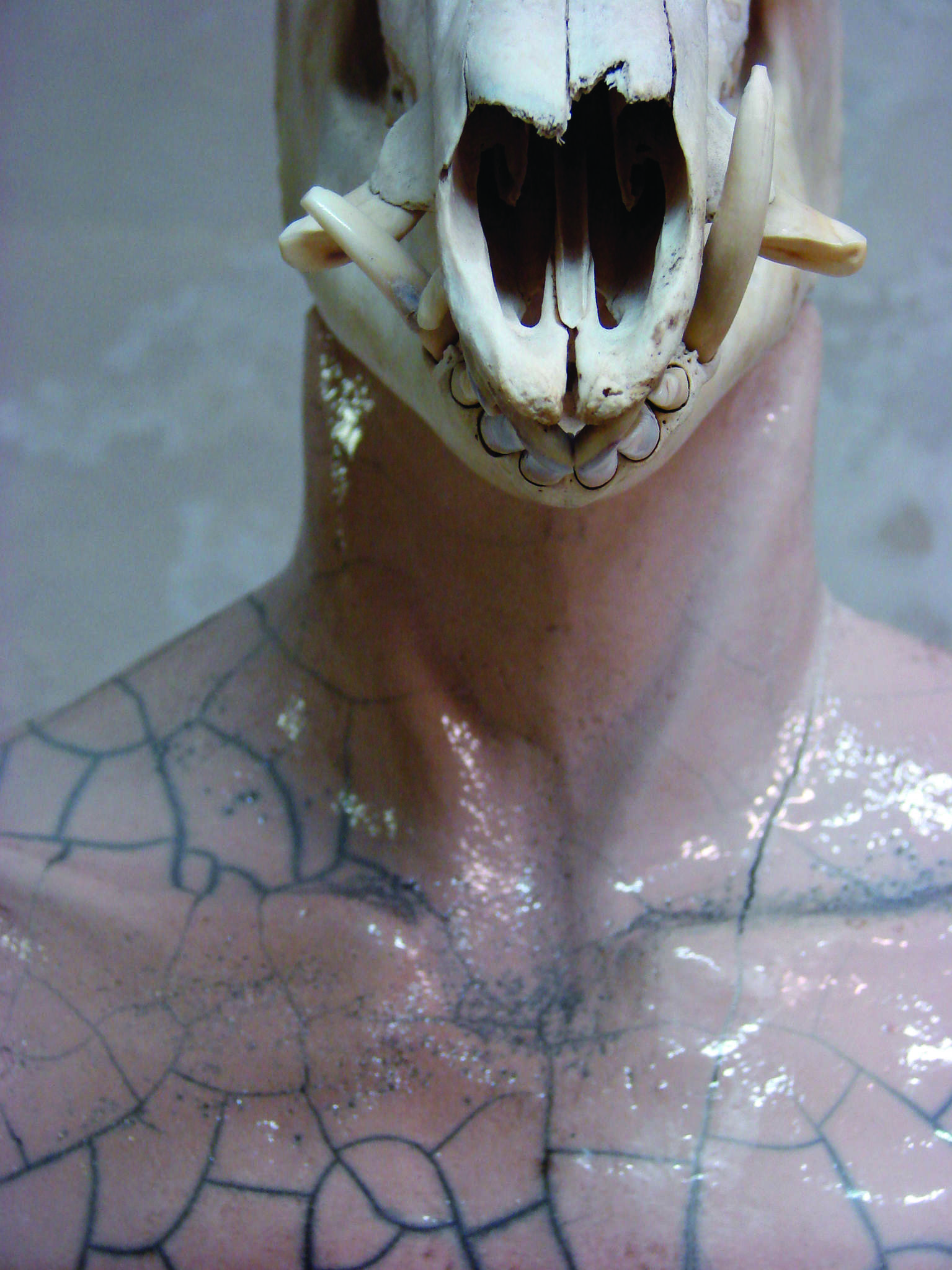 IO-selfportrait. Detail. Raku ceramic and skull.