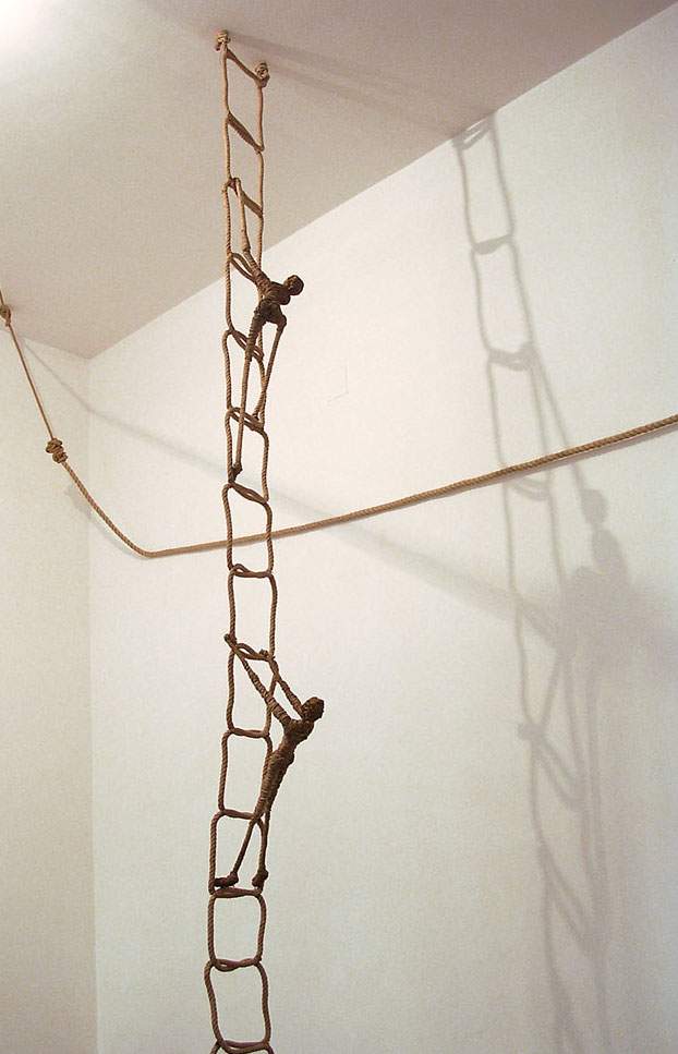 2006, knotted rope and steel, 400 x 25 cm
