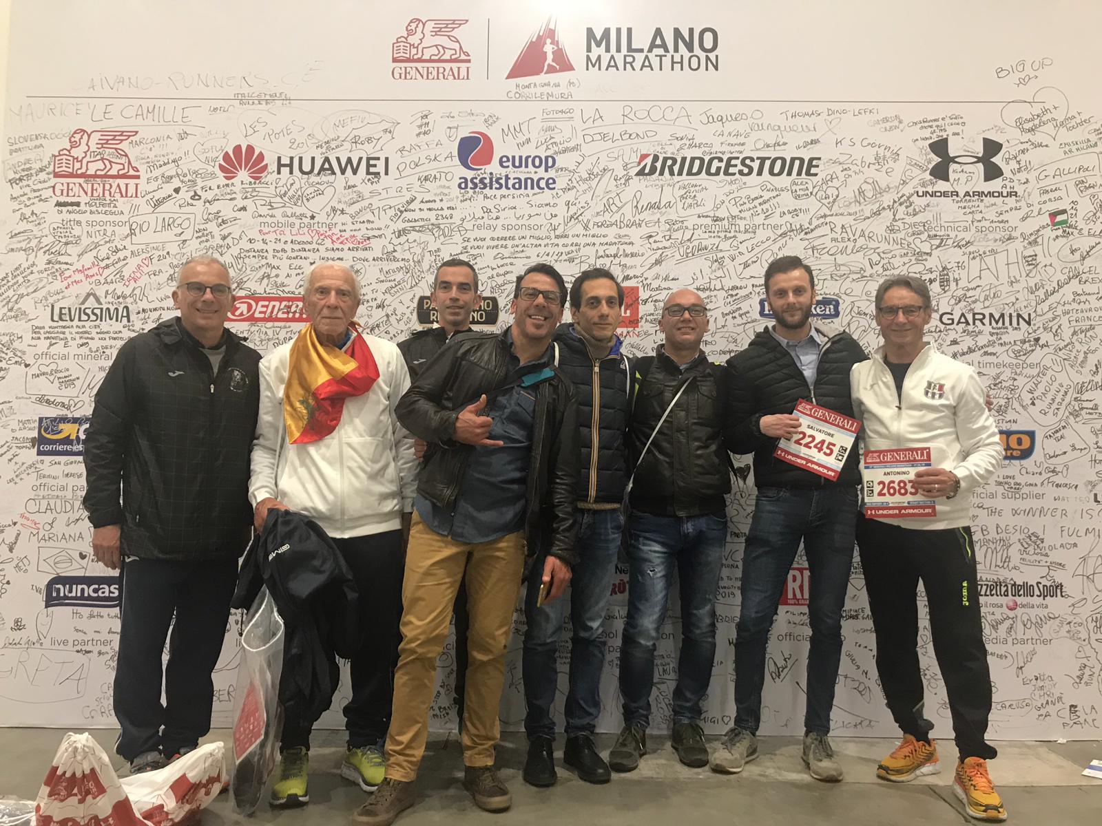 Nino Russo ed Edoardo Vaghetto della Polisportiva Atletica Bagheria primi di categoria alla 19esima Maratona di Milano