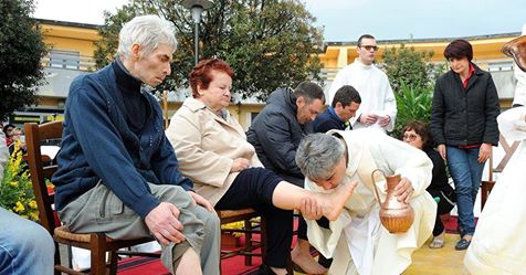 Verso il “Sinodo dei Giovani”: il vescovo Mimmo “laverà” i piedi ai giovani dell’Istituto Penale minorile di Airola