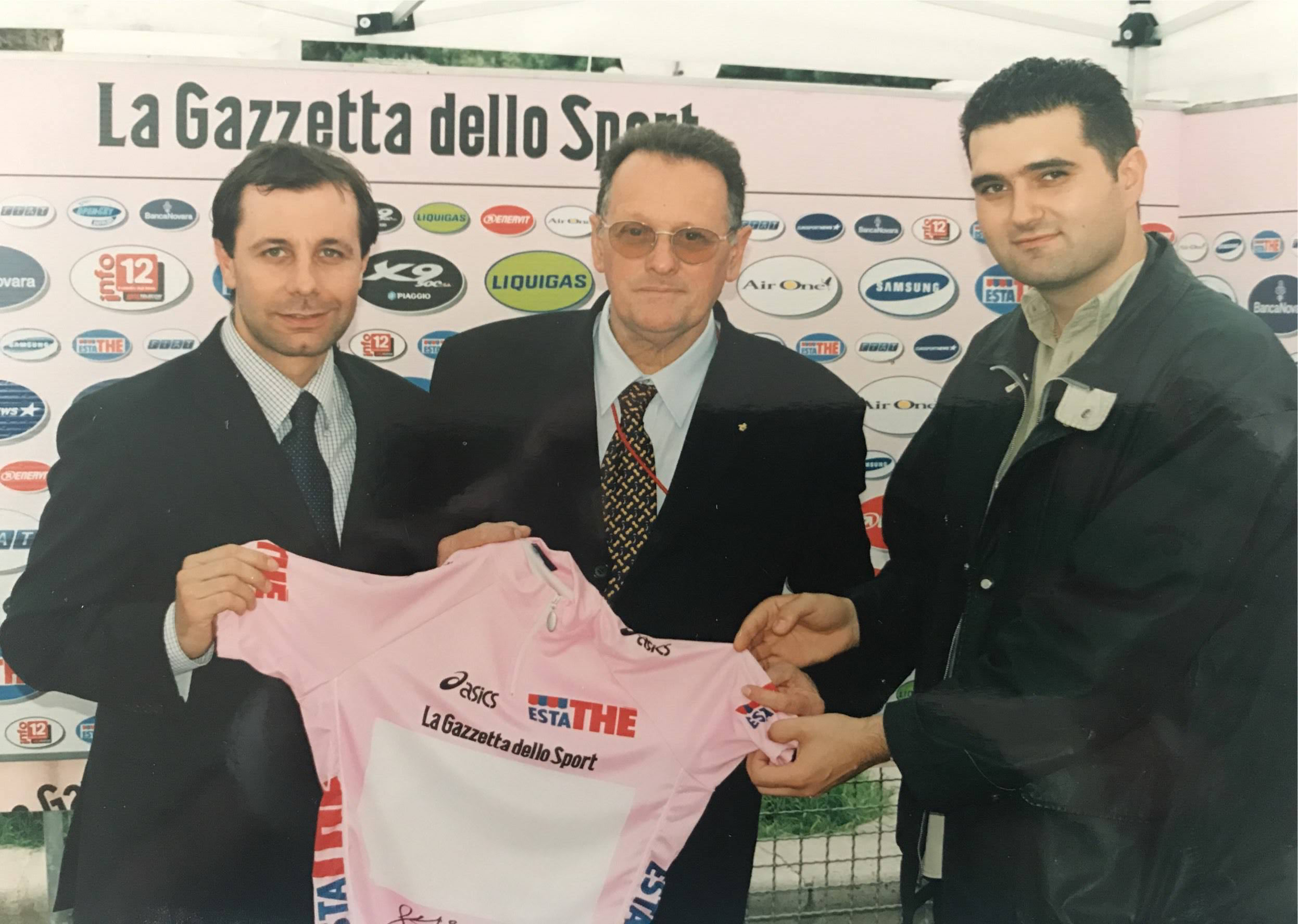 Giro d'Italia nel 2001 con l'assessore Virgilio Barbieri