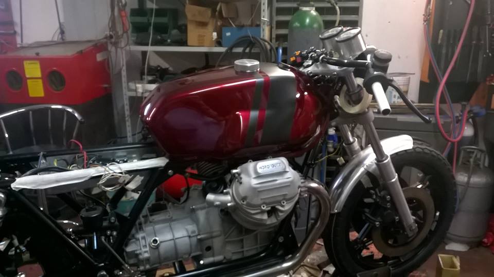 Serbatoio Benzina in Acciaio Cafè Racer Style Moto Guzzi Sport 1100