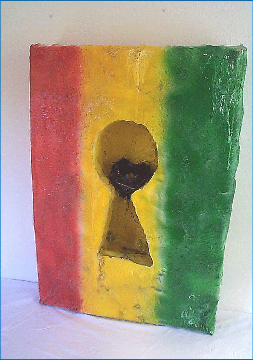 vetroresina, nido di merlo, acrilici cm 90x60x16 pedr Mostra Le Donne del Rwanda - Milano
