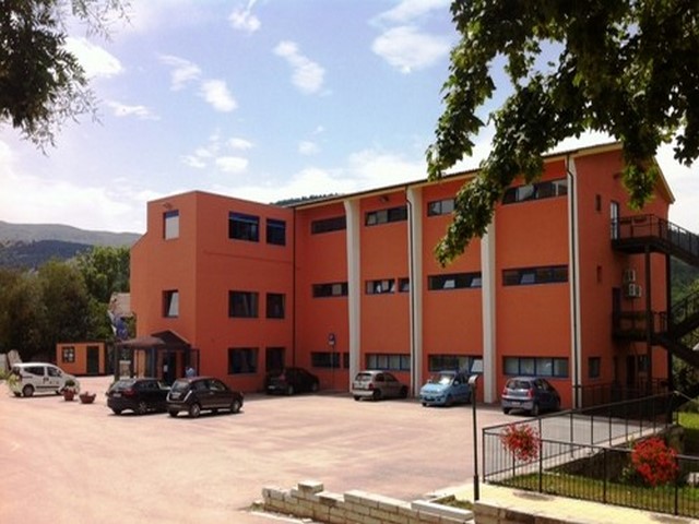 Ex scuola "Villa Gioia" oggi attuale sede del Comune di L'aquila in seguito al sisma del 2009.