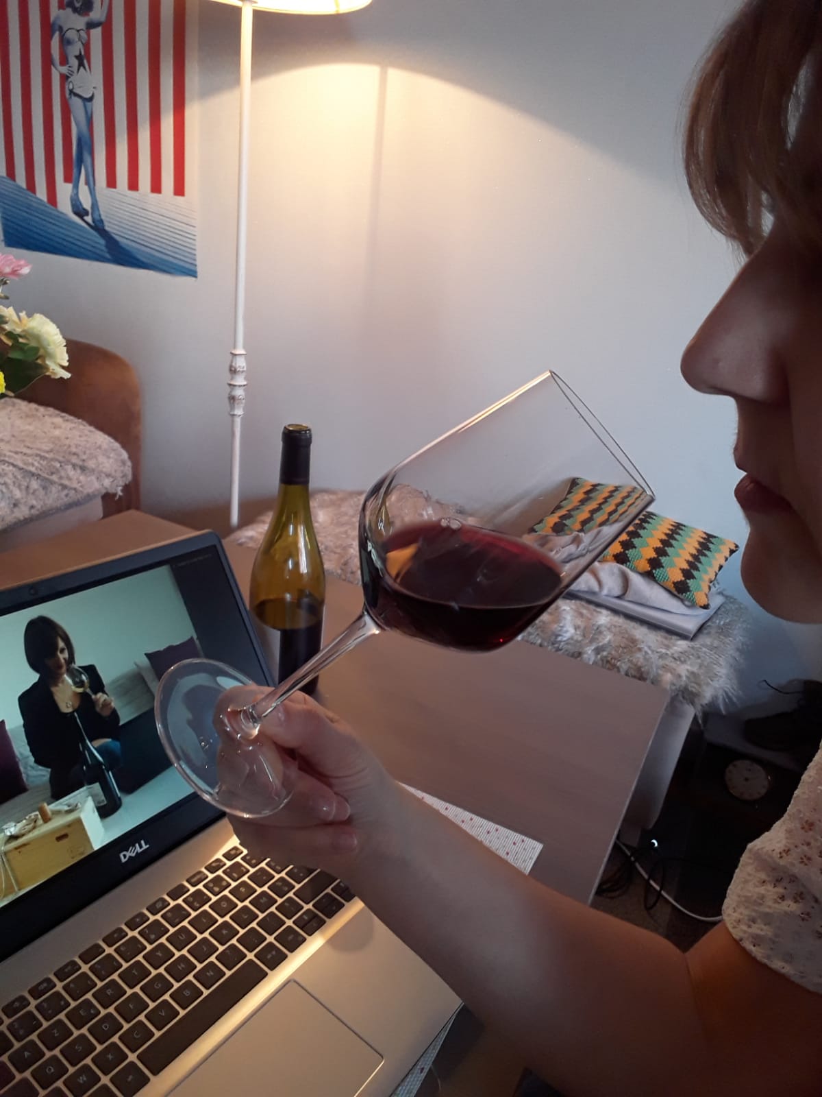 Devenez un expert du vin avec une sommeliere (experience en ligne)