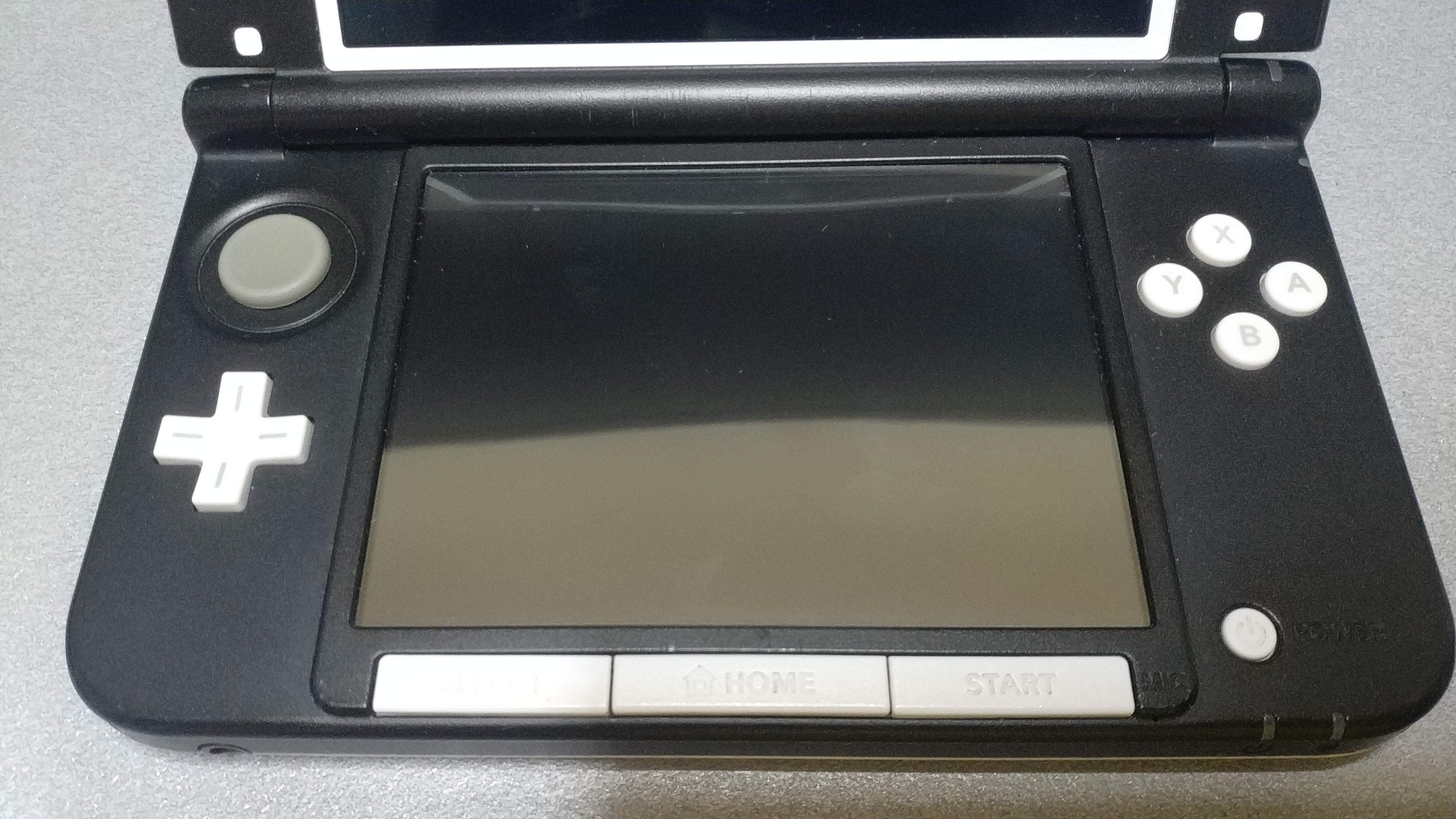 Nintendo 3ds XL BIANCO NERO INCLUSI Giochi 3DS DS