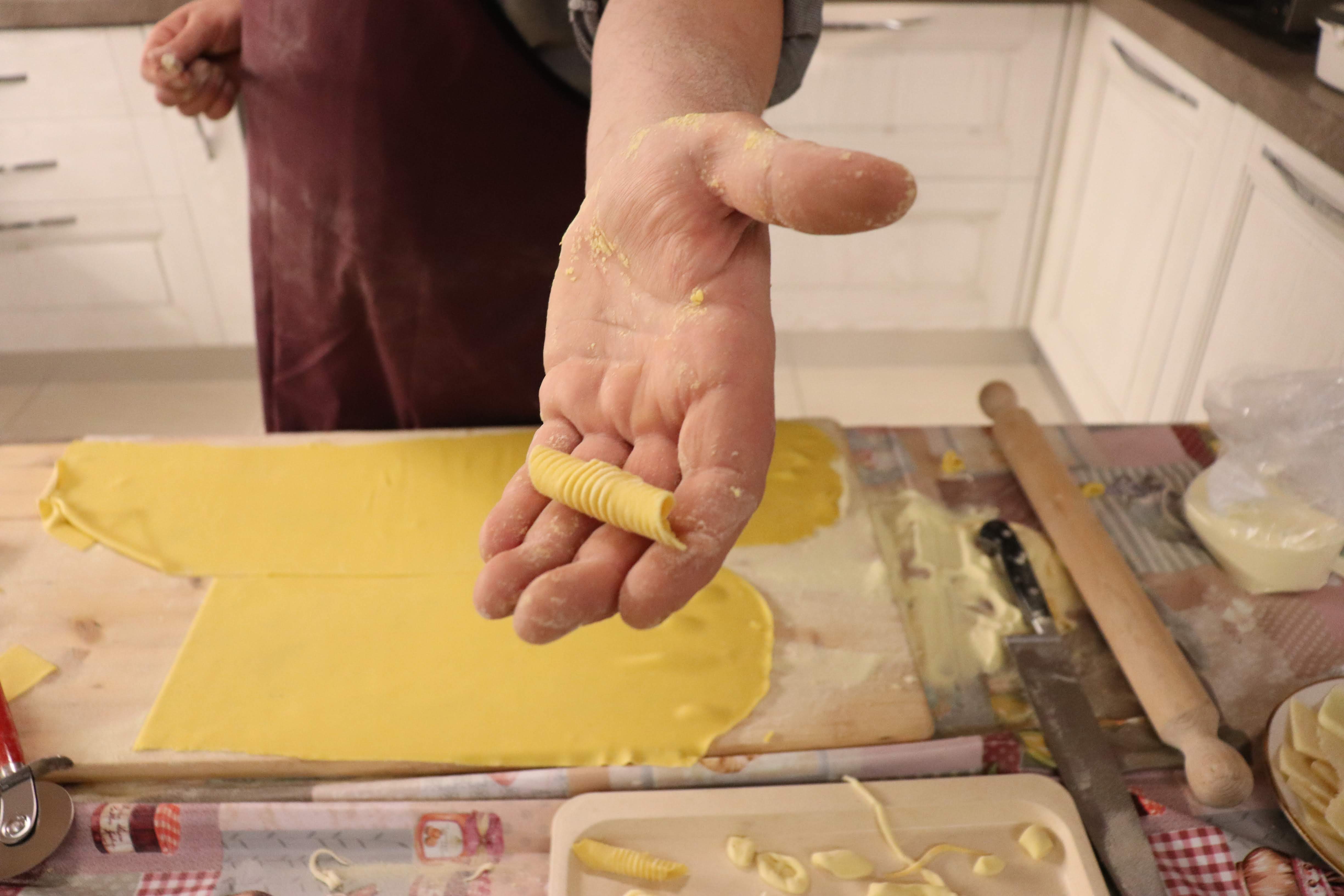 Show Cooking, how to make some types of Pasta Fresca