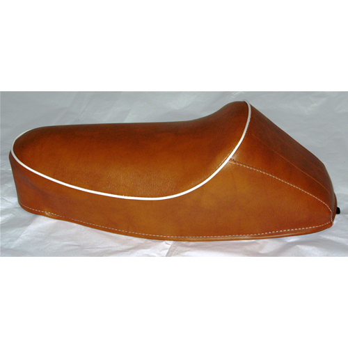 Sella con gobba di colore marrone cuoio bordo bianco per VESPA 50 90 cc. N L R SPECIAL