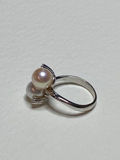 Collezione "Perle" anello oro bianco, perle e diamanti