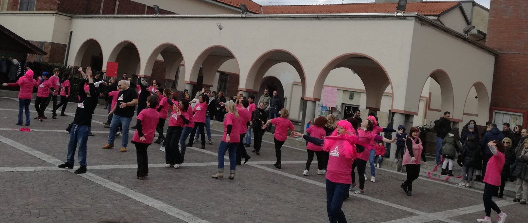 Flashmob One Billion Rising (contro la violenza sulle donne)