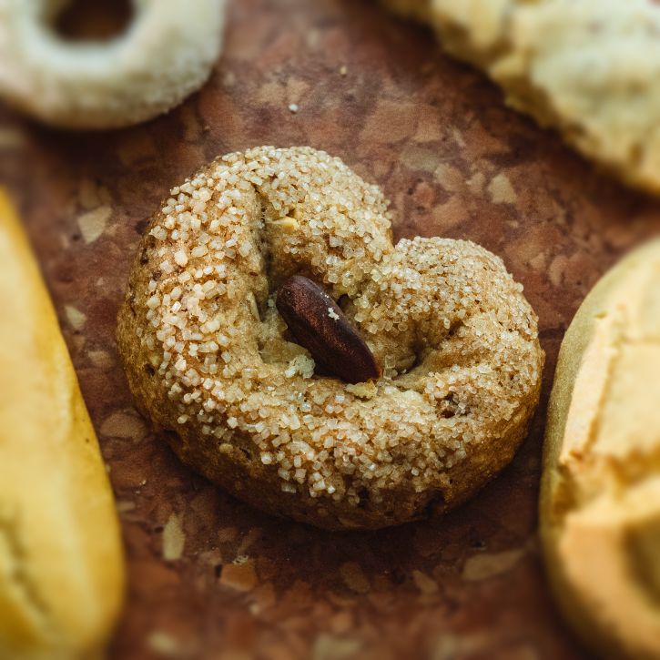 BISCOTTI AL VINO ROSSO