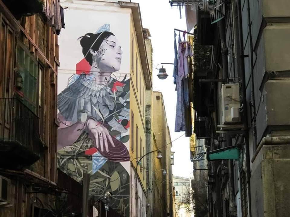 Le donne partenopee di Bosoletti - Street art a Materdei