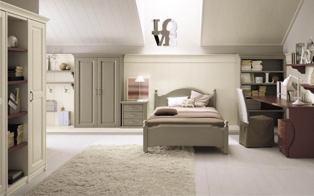 Cameretta suite legno massello con big size bed, armadi 2ante, modulo multiplo, libreria scrittoio.