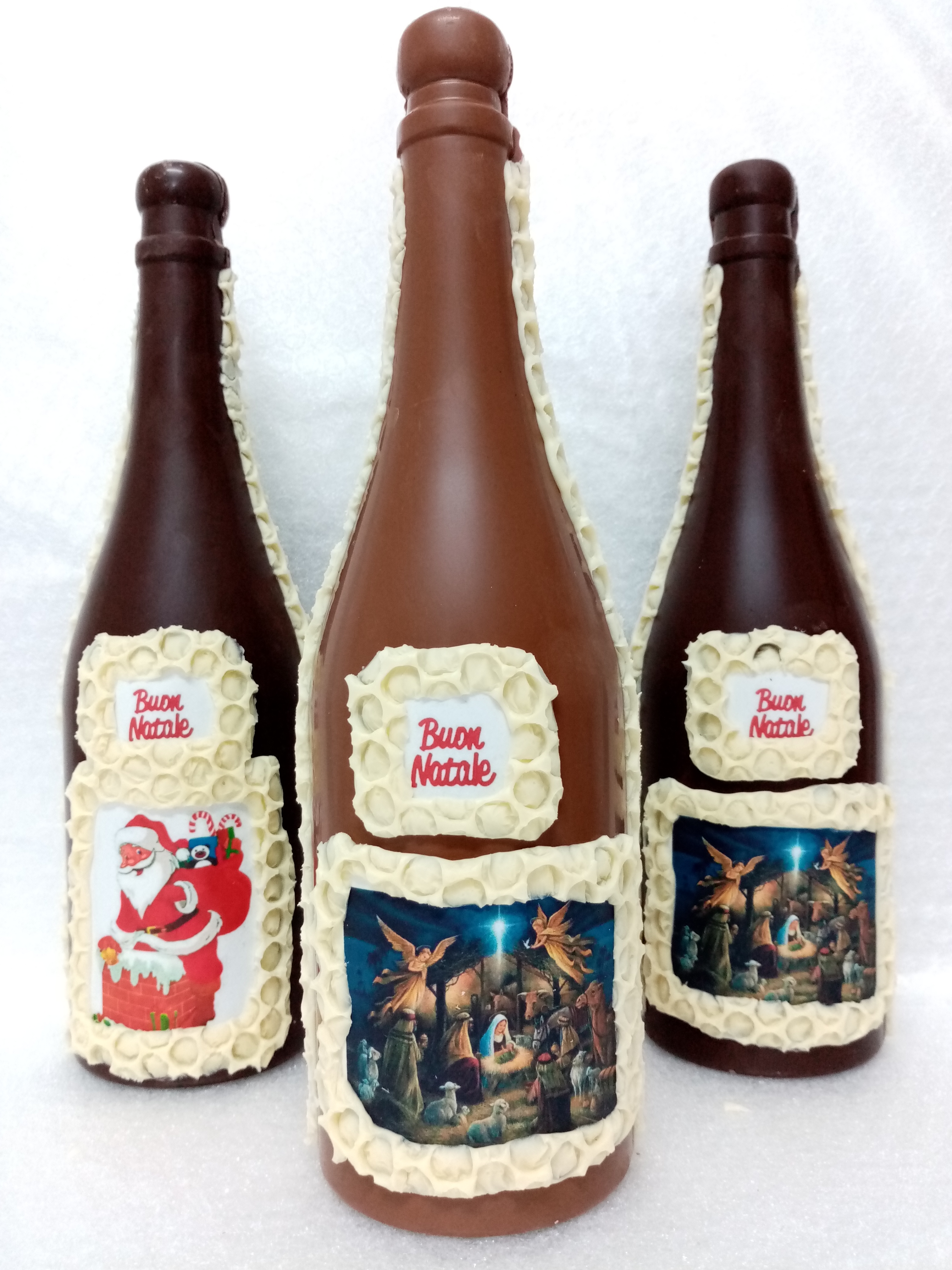Bottiglie di cioccolato al latte h35 cm disegno Sacra Famiglia