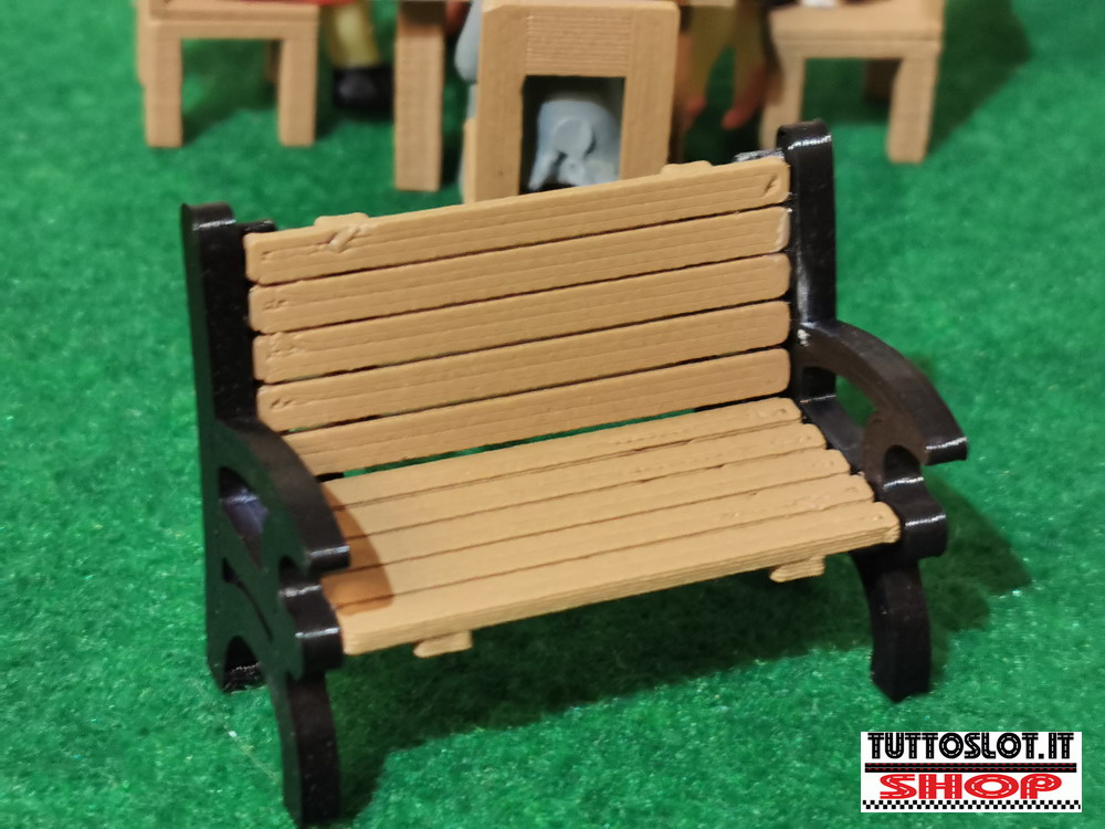 Panca color ferro e legno 1:32 4pz - Bench in iron and wood color 1:32 4 pcs