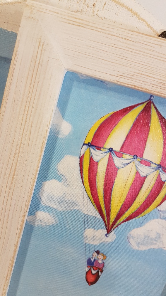 La mongolfiere di Teodolindo con cornice, hot air balloon with frame