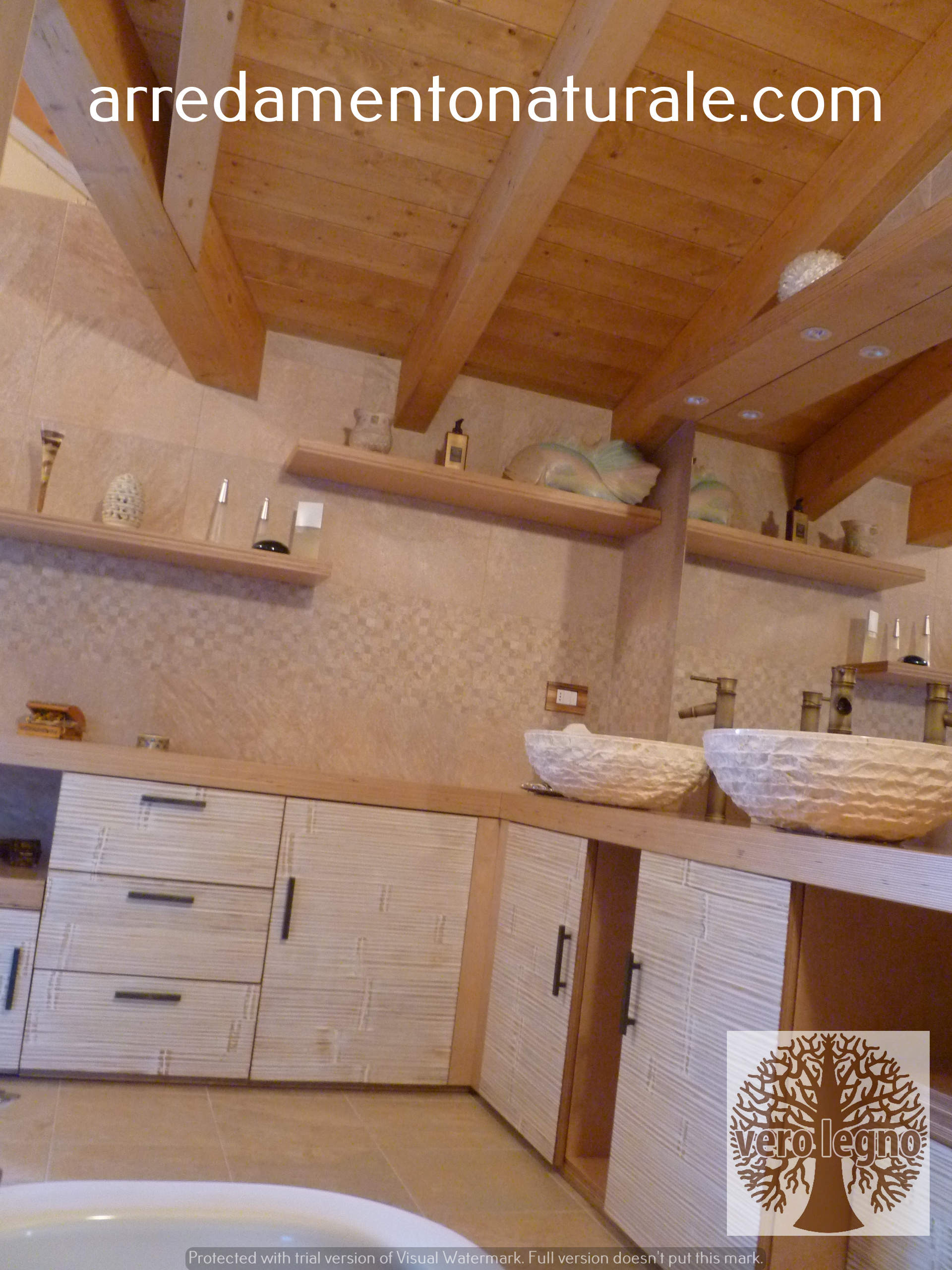 produttori lombardia brianza mobili bagno ad angolo su misura in legno massello, milano, monza,