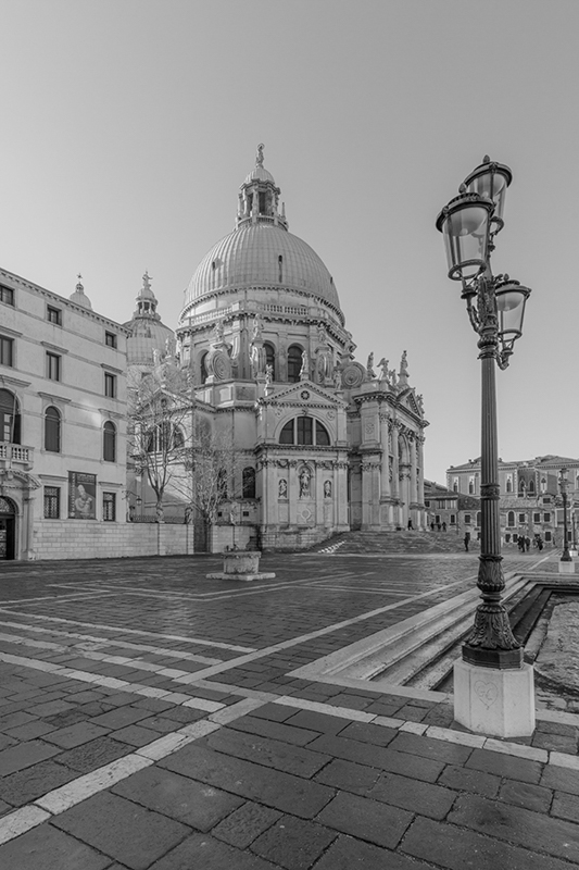 Venezia Basilica di S.Maria della Salute, Canon 5dsr -  16-35 f2.8 USM III - 1200 f11 ISO 400 a 16mm