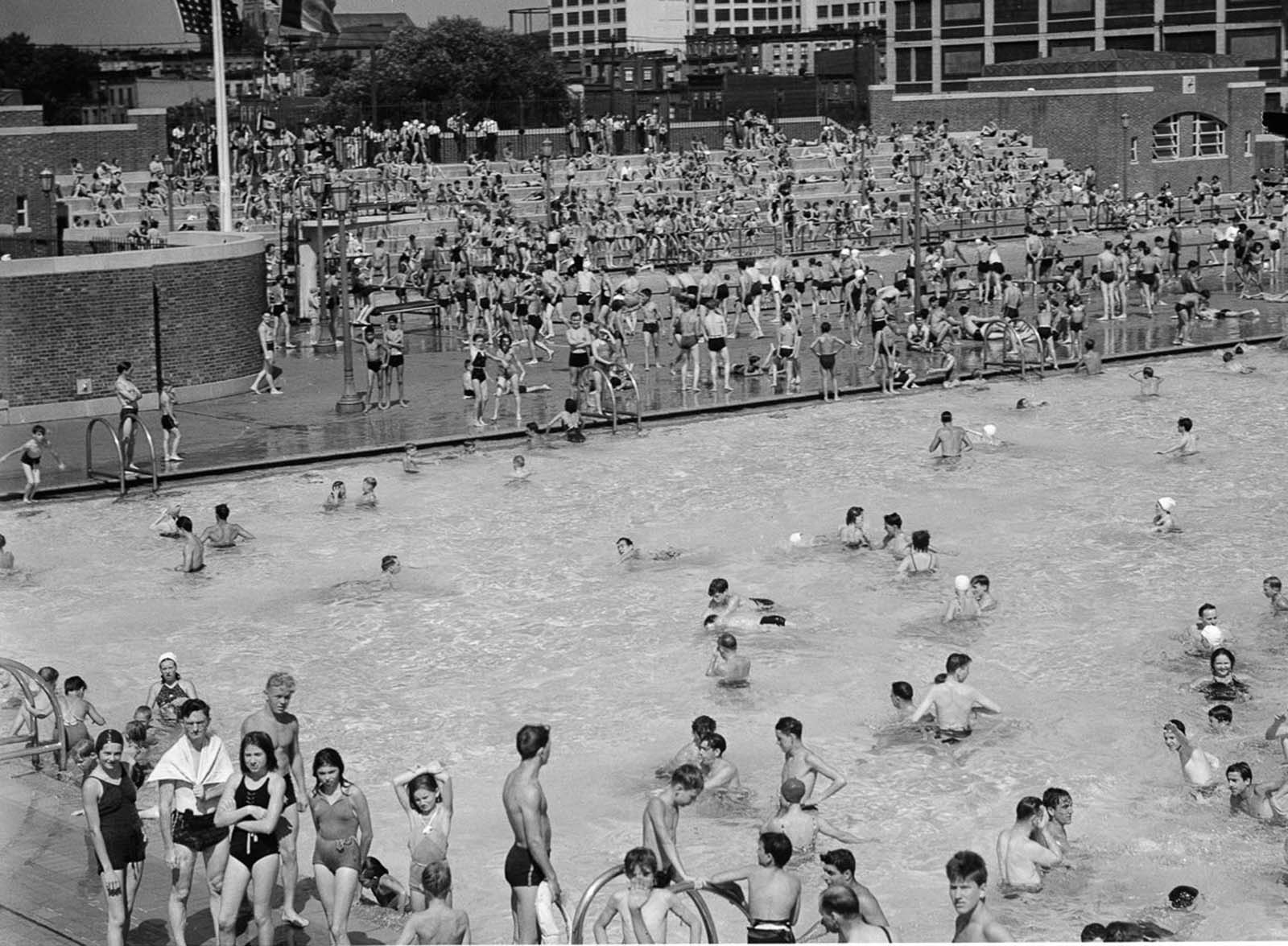 New-york-swimming-pools-historical-photographs 7jpeg