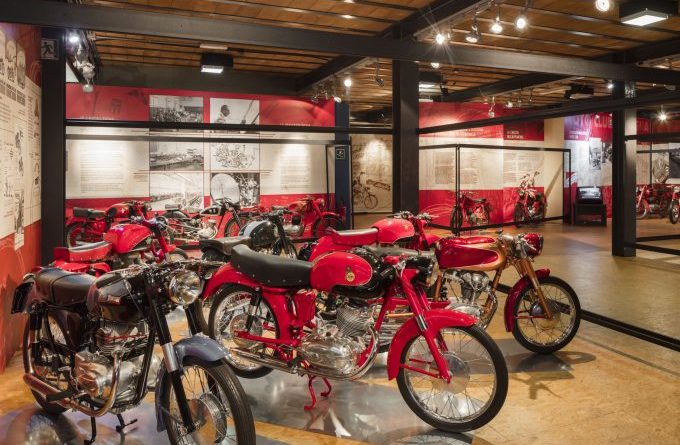 Moto bolognesi del 1950-1960 al Museo del Patrimonio Industriale a Bologna