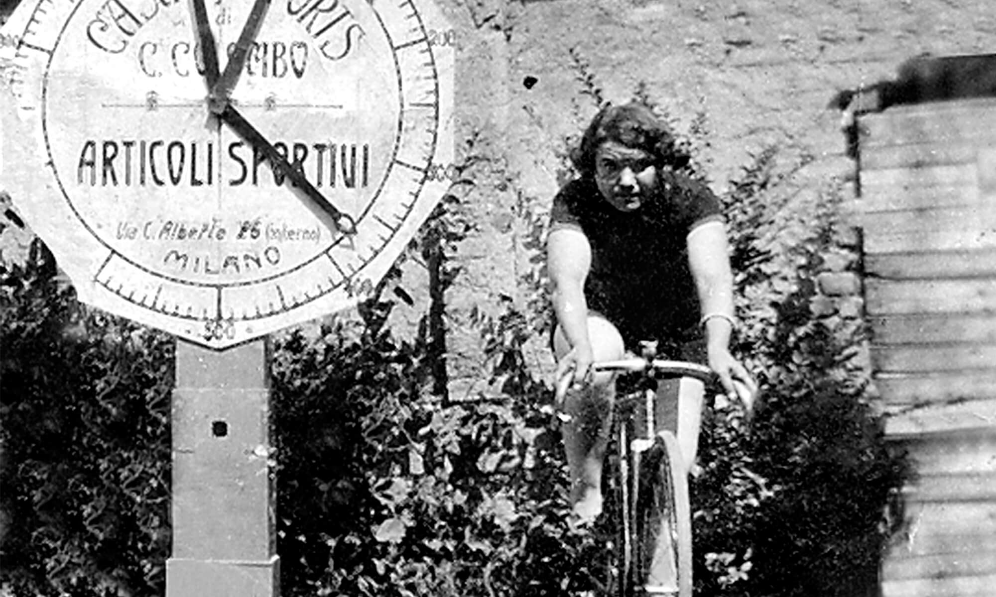 Alfonsina e la bici, la donna che sconvolse il Giro e l'Italia misogina