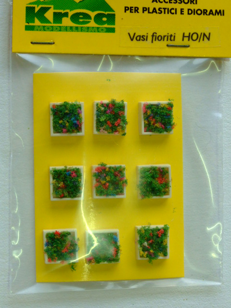Vasi fioriti quadrati per plastico o diorama H0 1:87 - N 1:160 pezzi 9 KREA