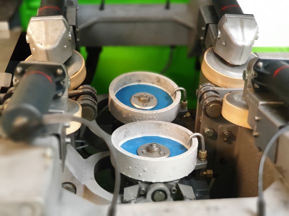 picture of the ceramic discs of our ski service robot wintersteiger