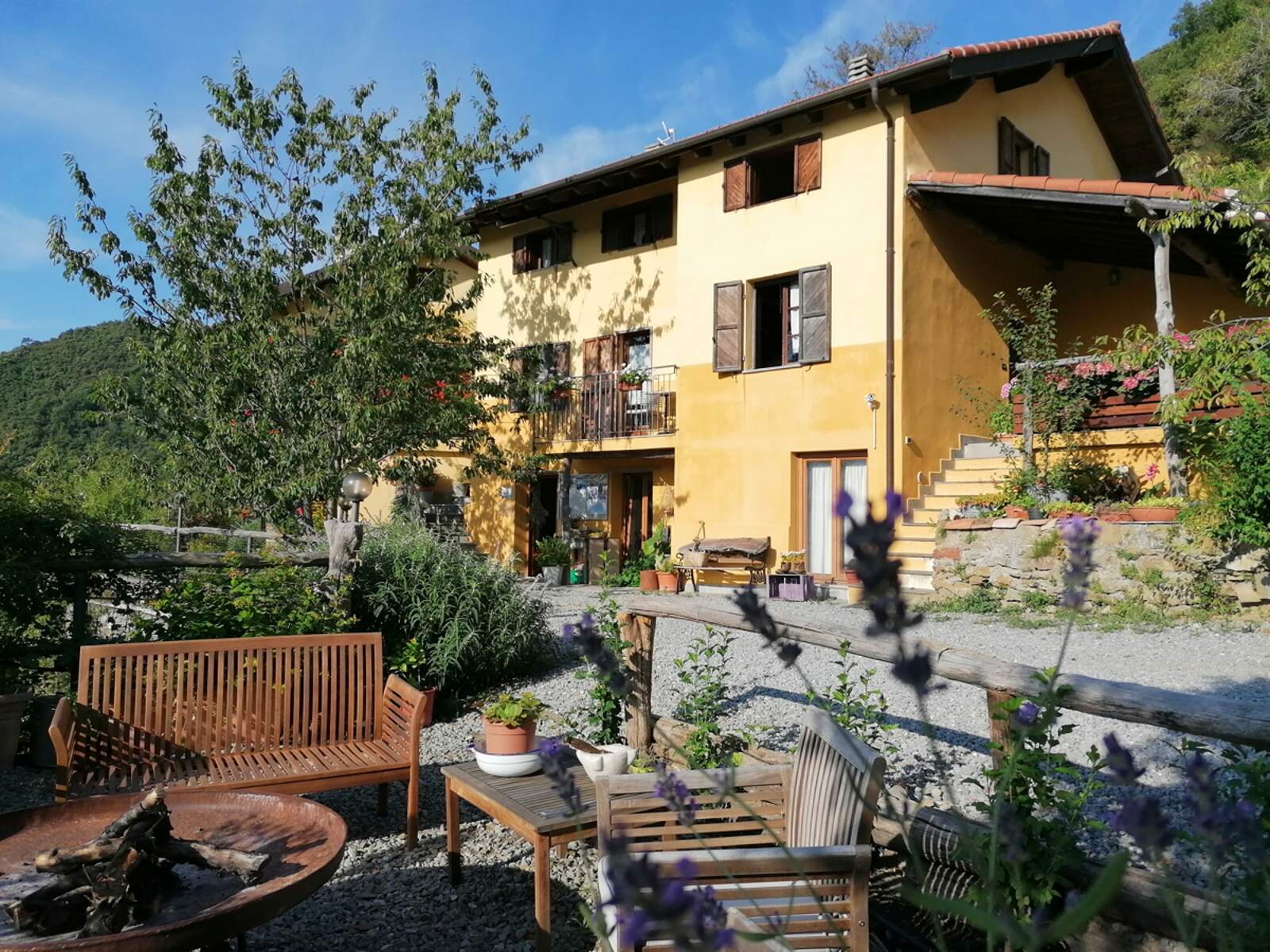 wellness area - Fire pit - apartments in farmhouse in Pigna - Imperia - Liguria