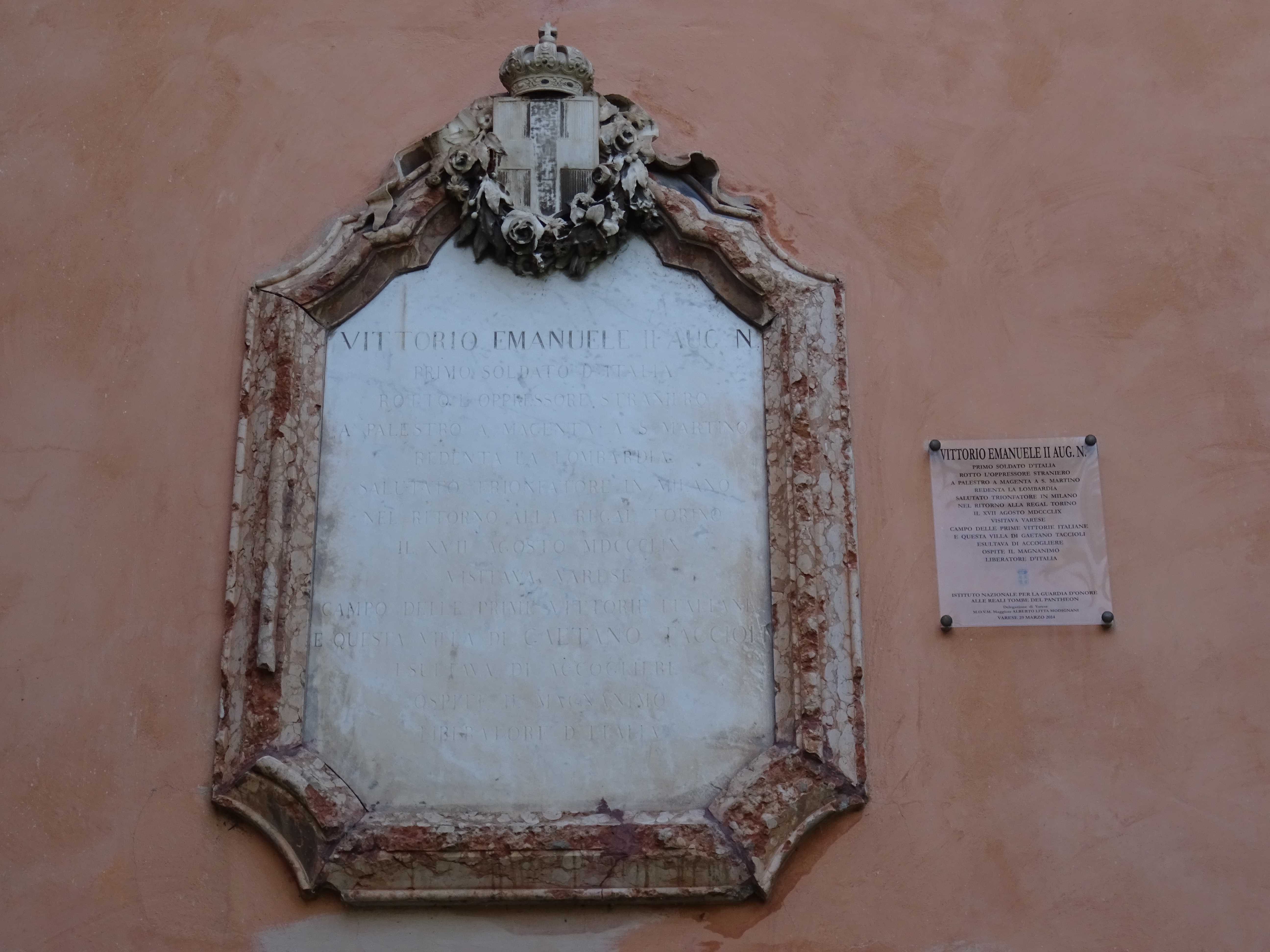 Epigrafe a ricordo della visita di Vittorio Emanuale II a Villa MirabelloJPG