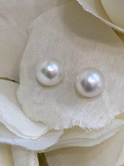 Orecchini perle coltivate naturali e oro bianco