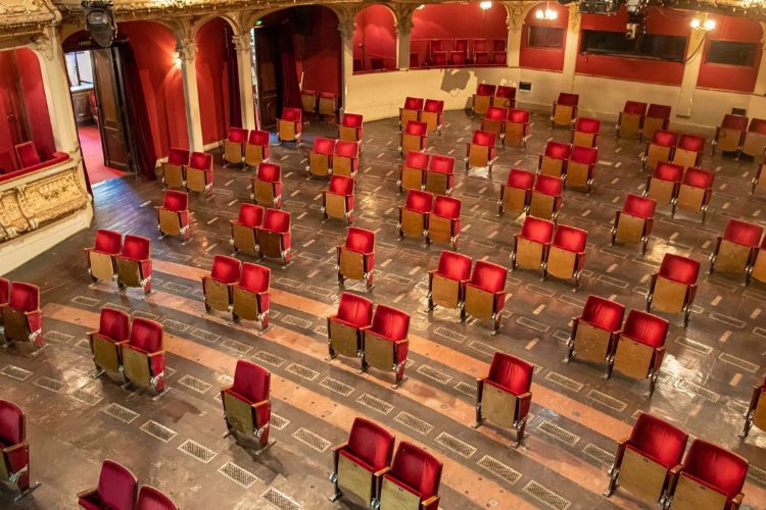 26 aprile: il ministero fissa la data per la possibile riapertura di teatri, cinema e sale da concerto