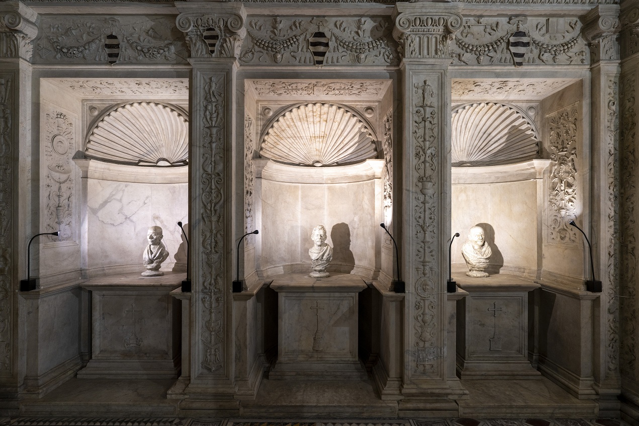 Napoli, nella cripta di San Gennaro gli "apostoli" in gesso di Leperino