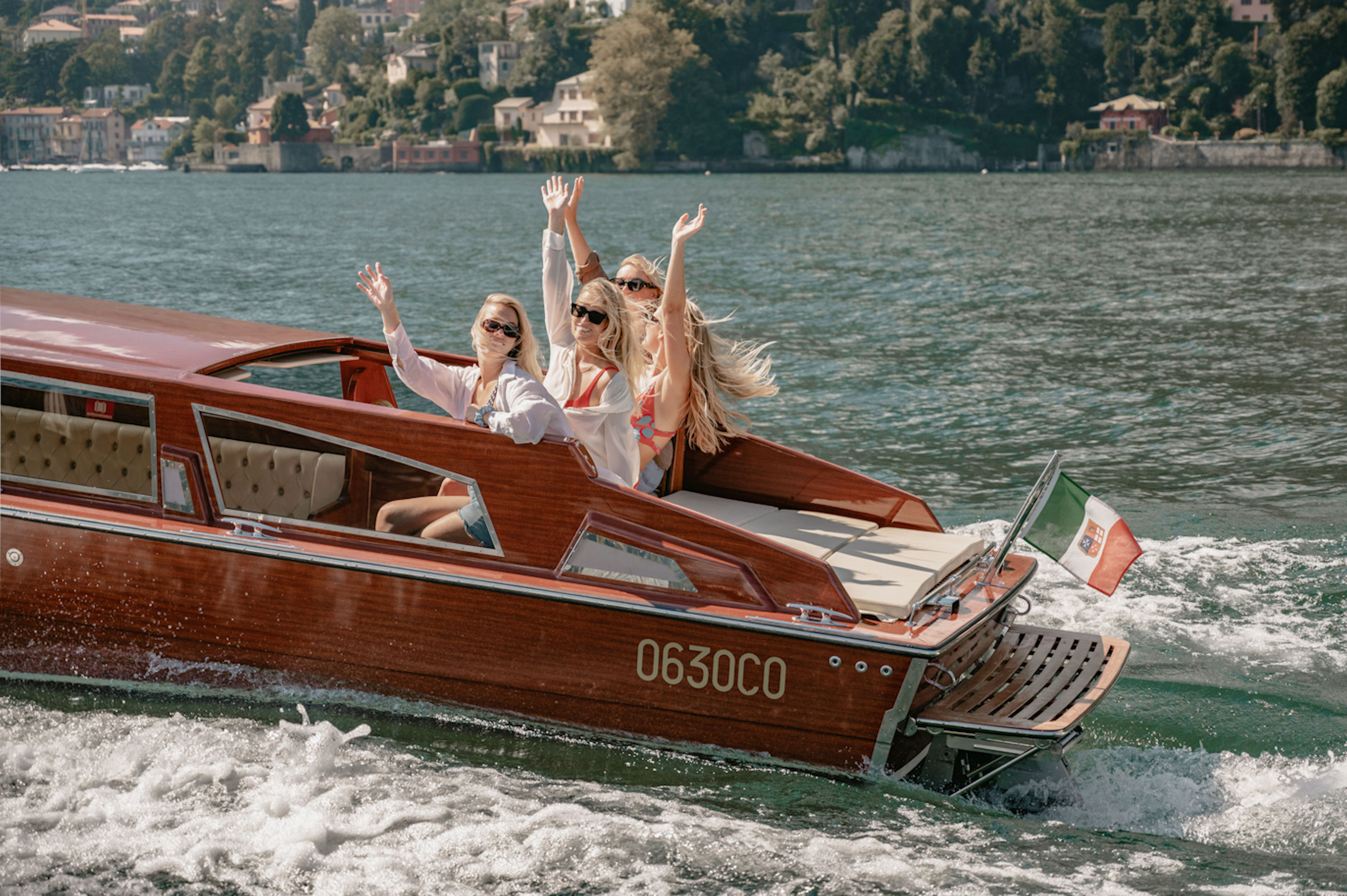 Noleggio barche con conducente sul Lago di Como