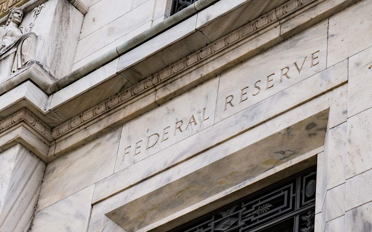 Economy 101: What happens when the Federal Reserve raises the interest rates and how it can affect the Crypto markets