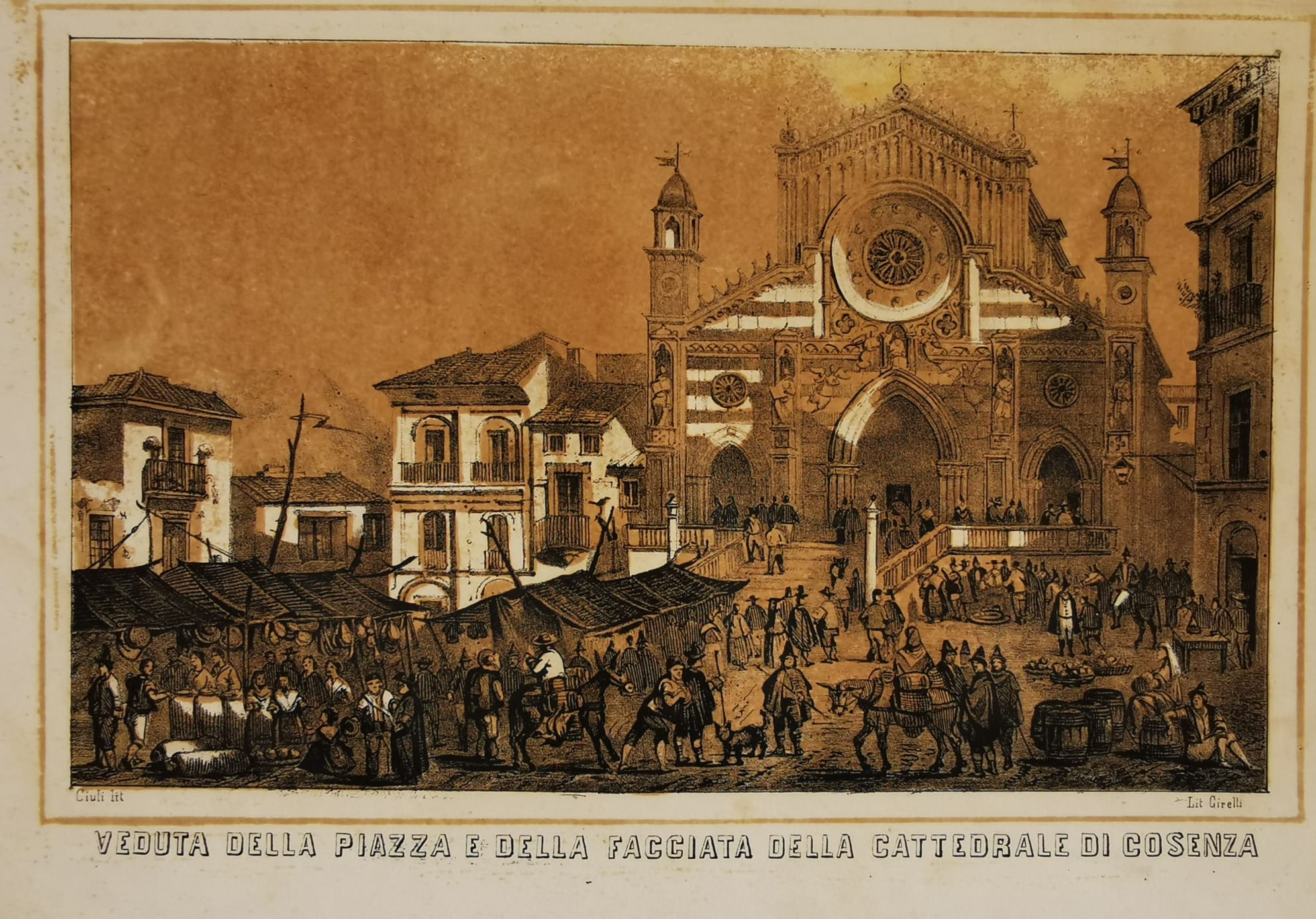 Veduta della piazza e della facciata della Cattedrale di Cosenza