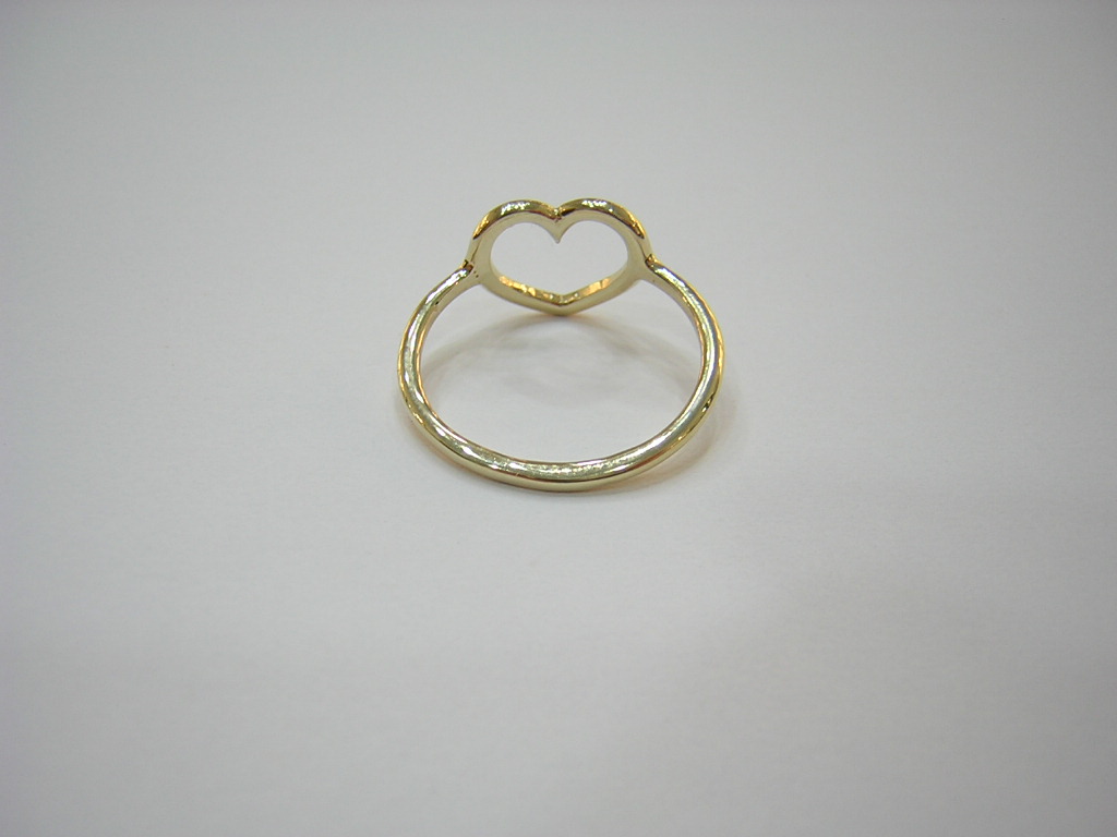 Collezione "Cuori" anello in oro giallo