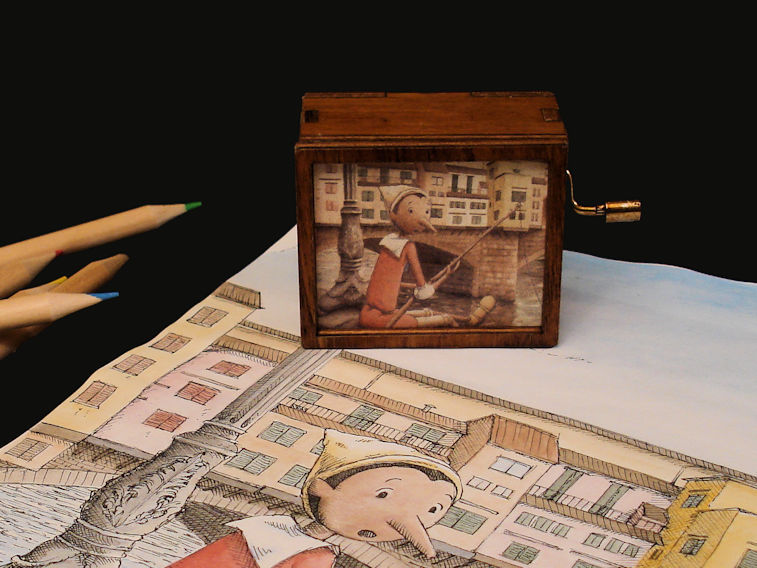 Astuccio di legno chiuso con immagine Pinocchio al Ponte Vecchio e 3 matite