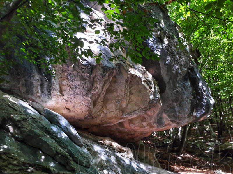 Grotta della mano,  Monti Ernici