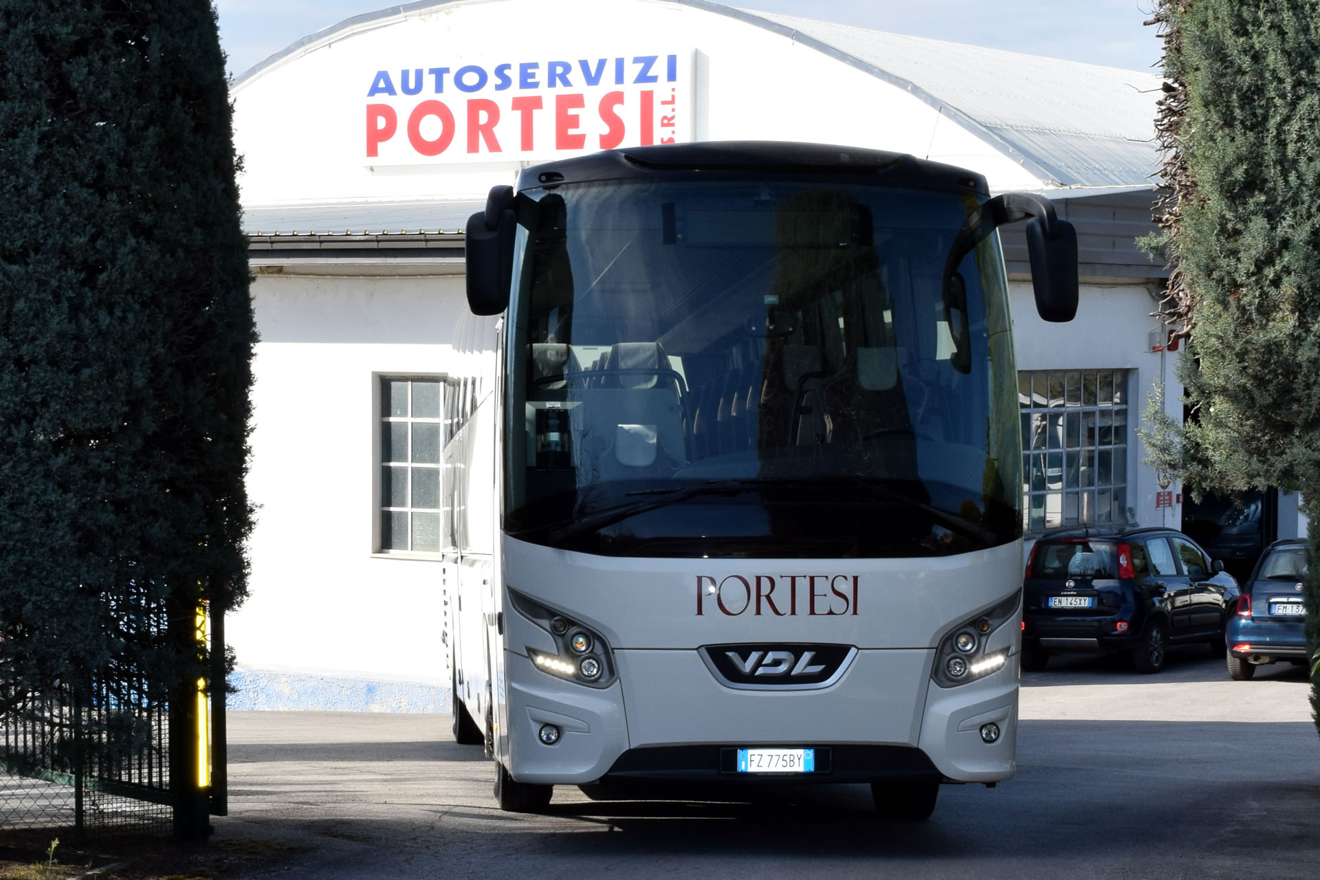 Autobus Gran Turismo | Posti a sedere 59 + Hostess + Autista