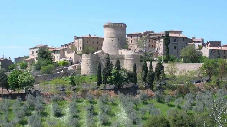 Gualdo Cattaneo ed i suoi castelli