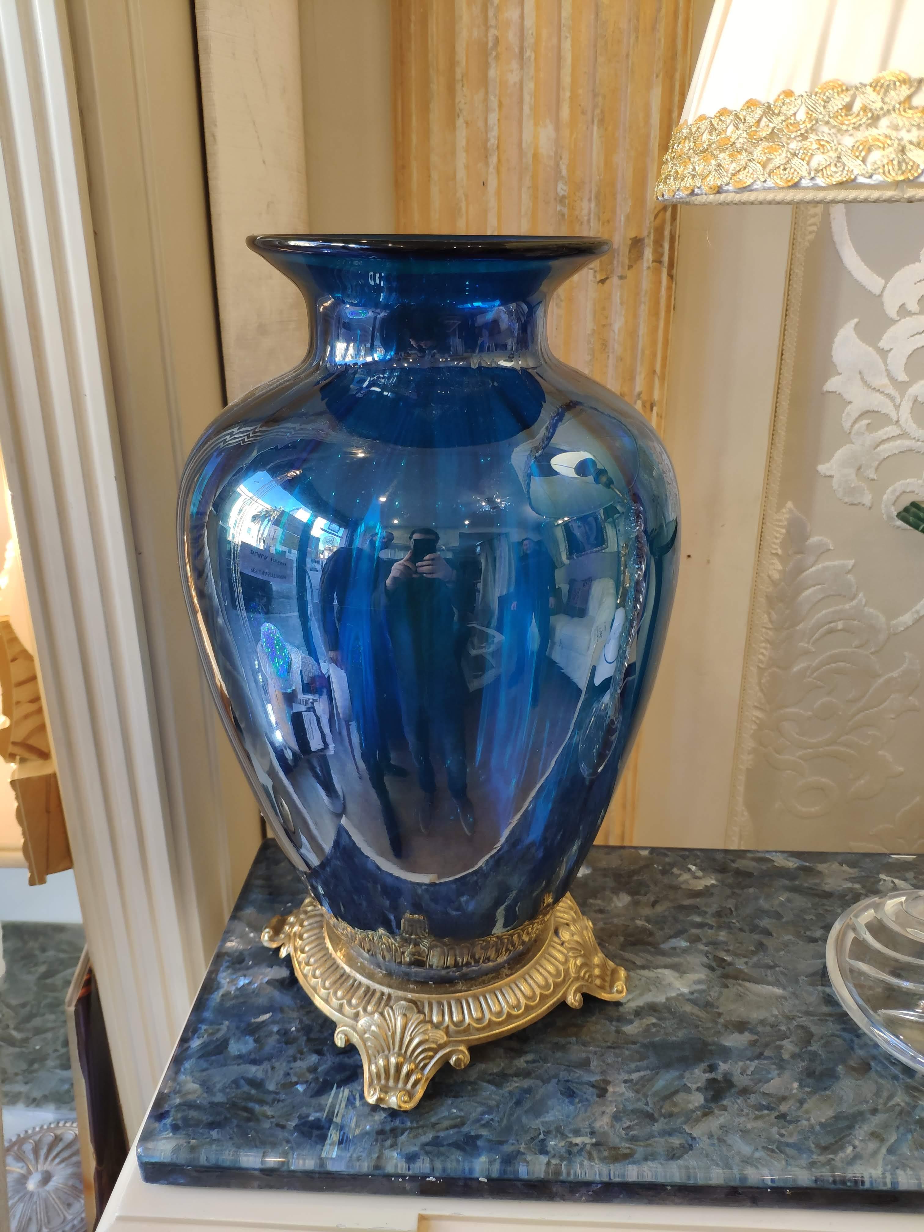 Vaso in vetro blu,con base ottone piena PRONTO EXPO'