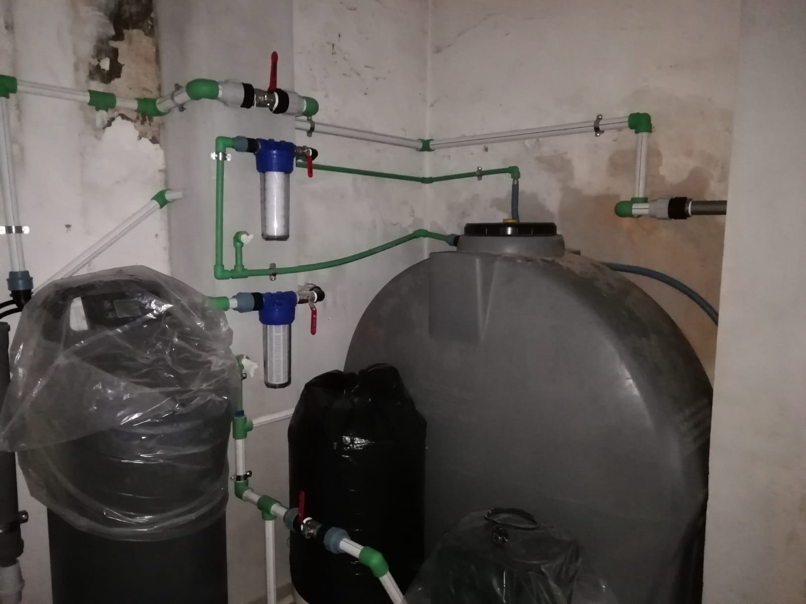 Impianto trattamento acqua con filtrazione e addolcimento con addolcitore North Star