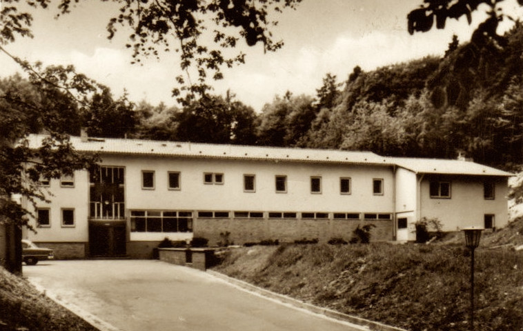 Fronte della scuola di tiro di Wiesbaden