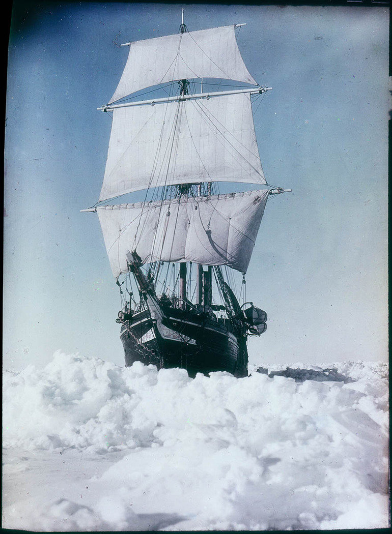 Endurance_under_full_sail_Frank_Hurley_State_Library_NSW_a090012hjpg