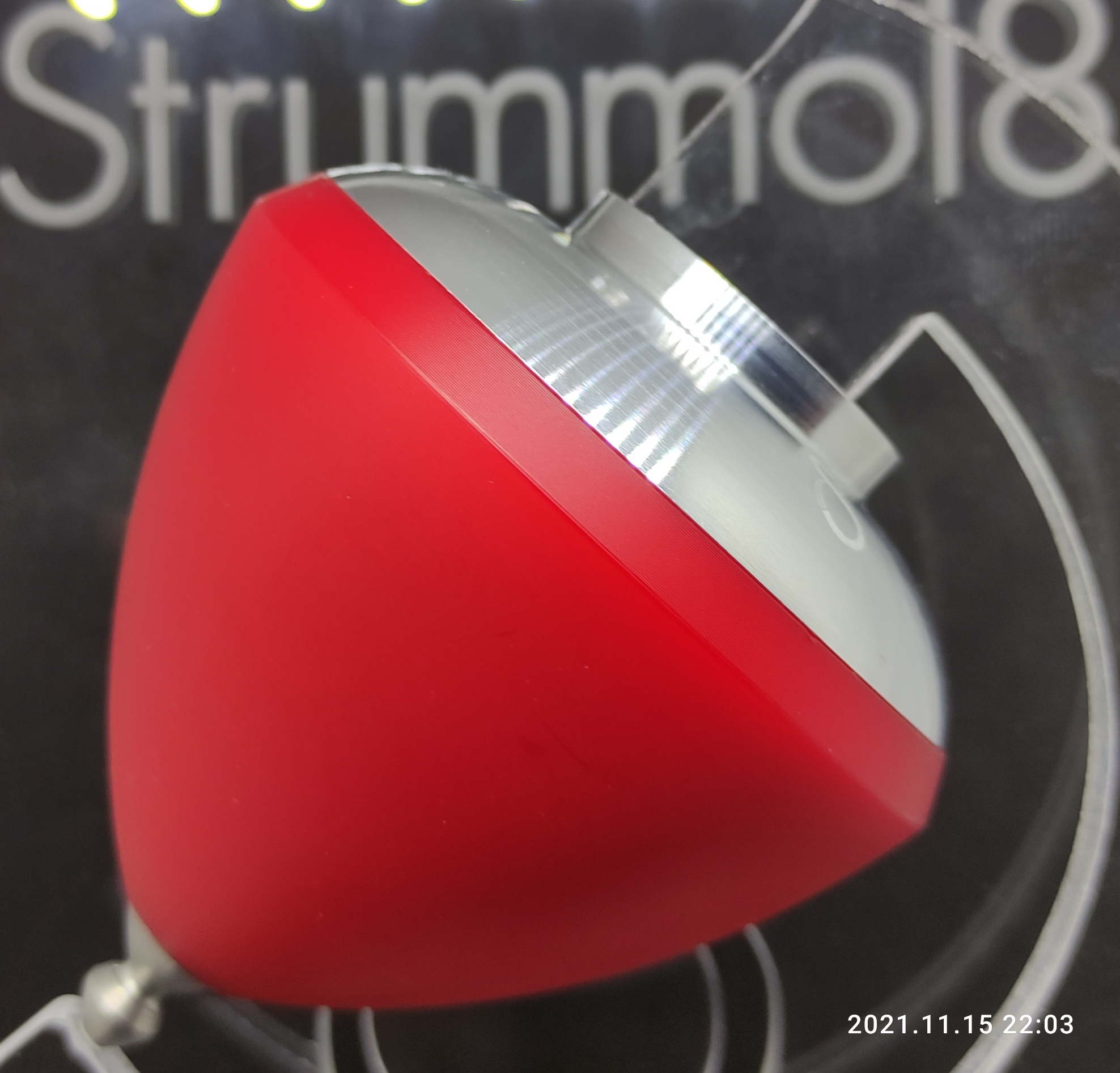 Strummol8