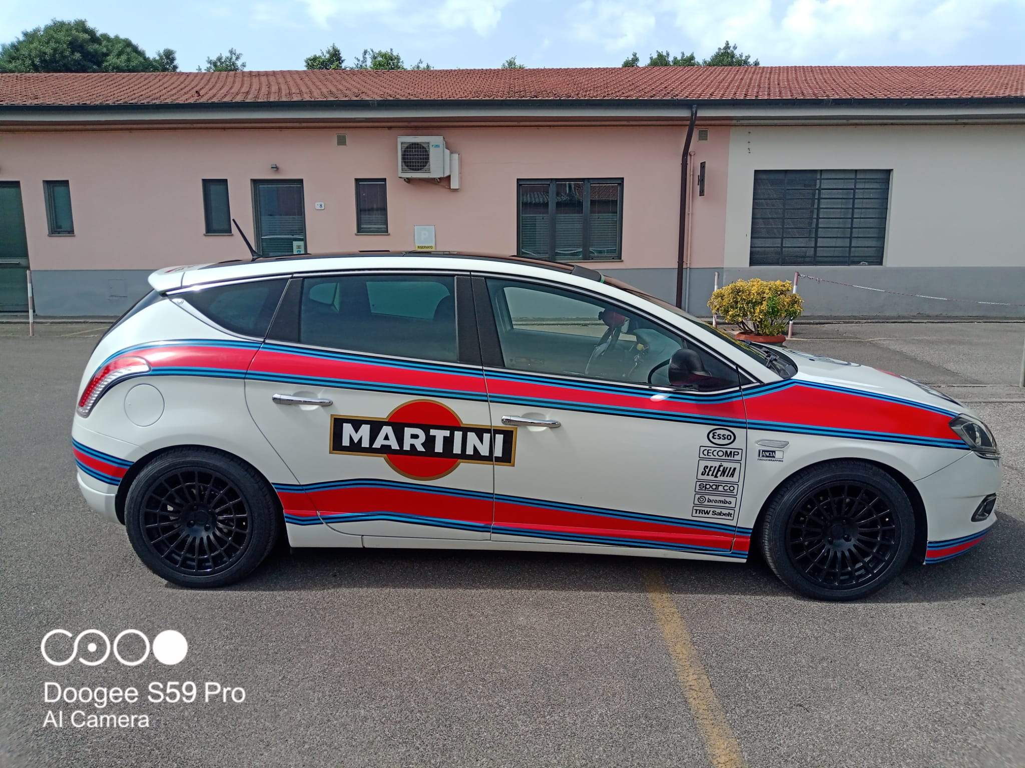 lancia delta Martini Racing