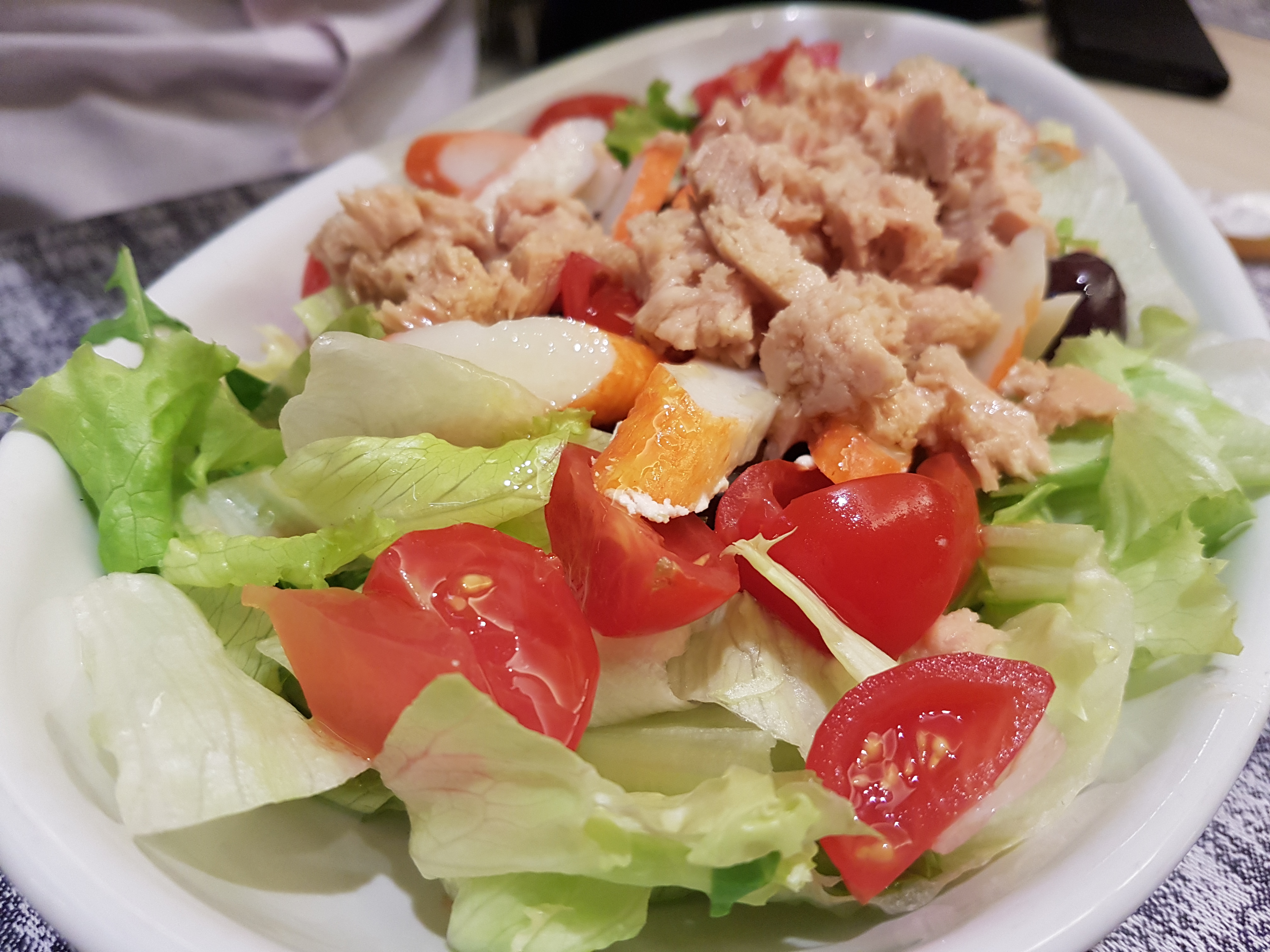 Insalata Con Tonno E Surimi