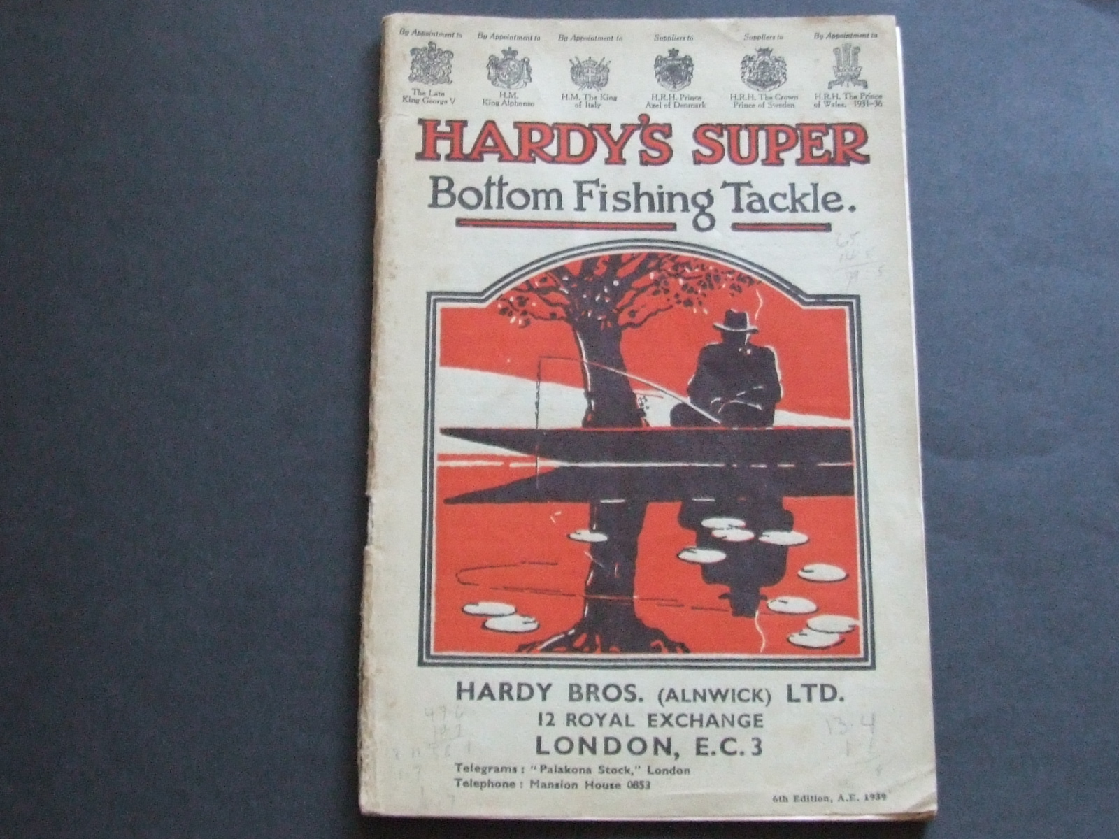 A VINTAGE HARDY ANGLERS GUIDE FISHING CATALOGUE FOR 1962 + PRICE LIST