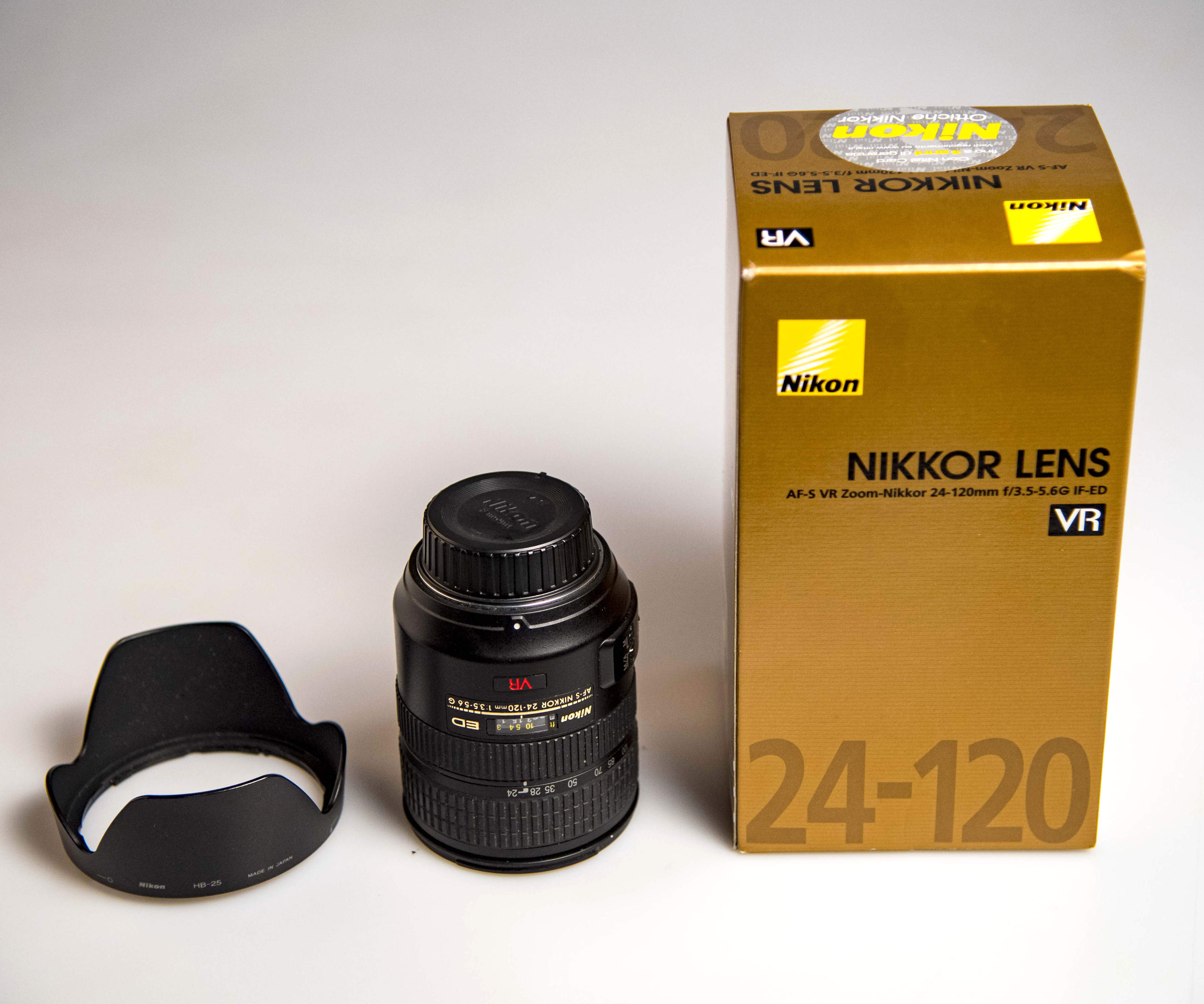 Obbiettivo Zoom 24-120 Nikon f.3,5 5,6