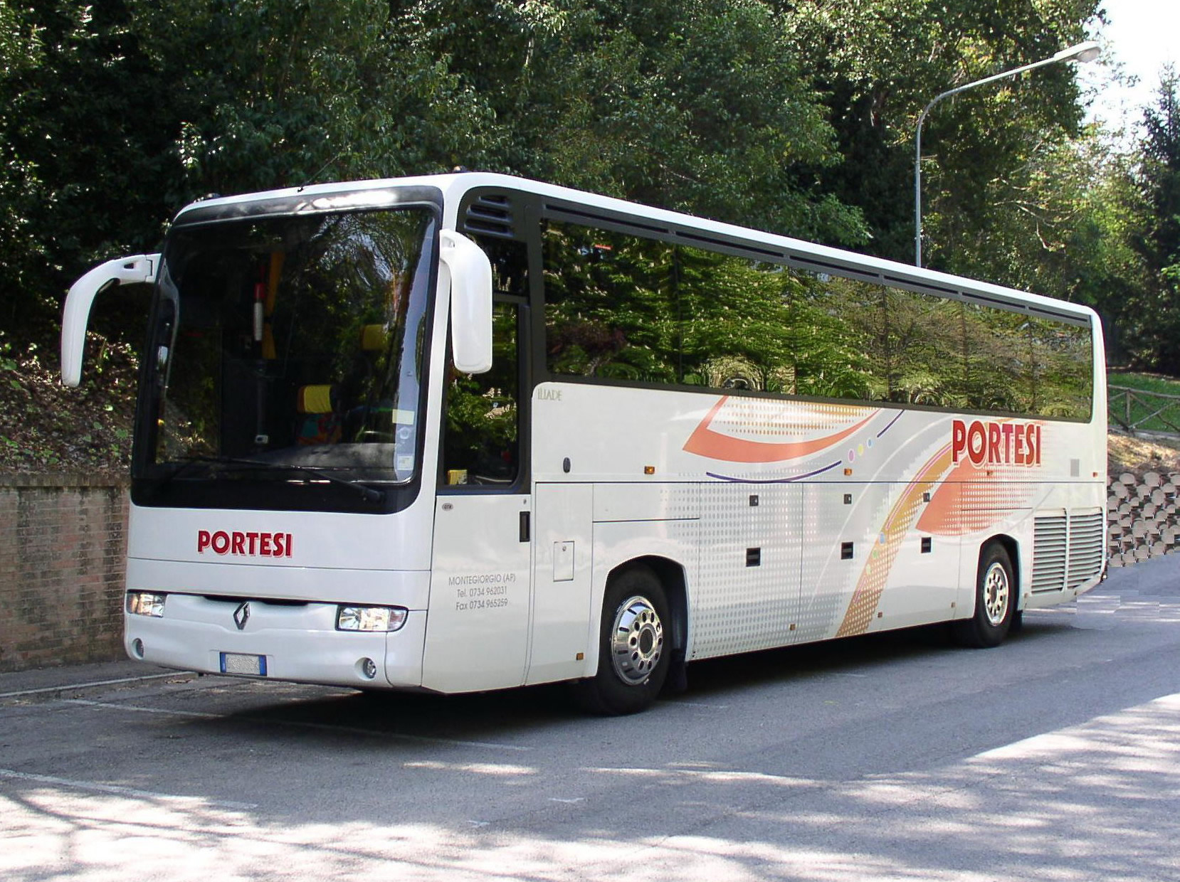Autobus Gran Turismo | posti a sedere 52 + Hostess + Autista